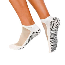 Lade das Bild in den Galerie-Viewer, These elegant socks are a soft, pearly white with a breathable mesh top. The soles are equipped with small rubber grips for secure traction, making them ideal for yoga, pilates, or barre.