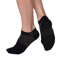 Load image into Gallery viewer, Basics women