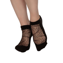 Charger l'image dans la galerie, hese socks feature a shimmering gold color with intricate mesh lace on top for added elegance and breathability. The soles have small rubber grips, providing secure traction. Ideal for activities like yoga, pilates, or barre, blending style and functionality.