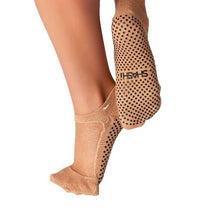 Charger l'image dans la galerie, non slip socks with grips on the bottom and mesh on the upper part of the feet in nude colour