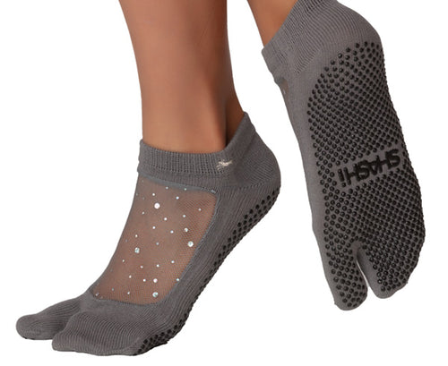 split toe grip socks with mesh and sparkles on the upper part of the feet charcoal color