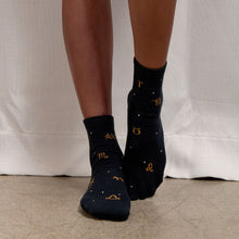 Lade das Bild in den Galerie-Viewer, Star Sign Ankle
