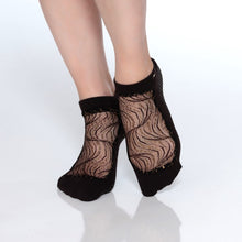 Load image into Gallery viewer, grip socks with sprakling gold mesh pattern Shashi
