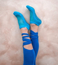 Load image into Gallery viewer, grip socks in blue sky color with mesh material on the upper part of feet
